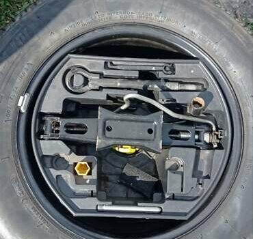 Синий Ситроен С4, объемом двигателя 1.6 л и пробегом 334 тыс. км за 5550 $, фото 8 на Automoto.ua