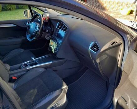 Синий Ситроен С4, объемом двигателя 1.56 л и пробегом 282 тыс. км за 7000 $, фото 10 на Automoto.ua