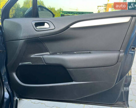 Синий Ситроен С4, объемом двигателя 1.6 л и пробегом 211 тыс. км за 6500 $, фото 24 на Automoto.ua