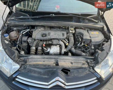 Синий Ситроен С4, объемом двигателя 1.6 л и пробегом 211 тыс. км за 6500 $, фото 34 на Automoto.ua