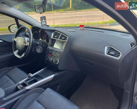 Синий Ситроен С4, объемом двигателя 1.6 л и пробегом 211 тыс. км за 6500 $, фото 26 на Automoto.ua