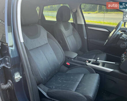 Синий Ситроен С4, объемом двигателя 1.6 л и пробегом 211 тыс. км за 6500 $, фото 25 на Automoto.ua