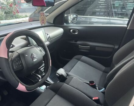 Синий Ситроен С4, объемом двигателя 1.6 л и пробегом 157 тыс. км за 10500 $, фото 4 на Automoto.ua