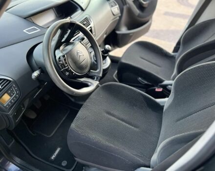 Синий Ситроен С4, объемом двигателя 1.7 л и пробегом 298 тыс. км за 4500 $, фото 10 на Automoto.ua