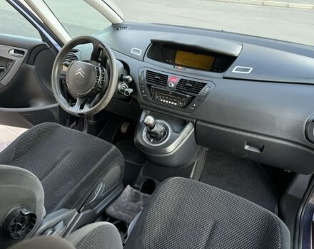 Синий Ситроен С4, объемом двигателя 1.7 л и пробегом 298 тыс. км за 4500 $, фото 12 на Automoto.ua