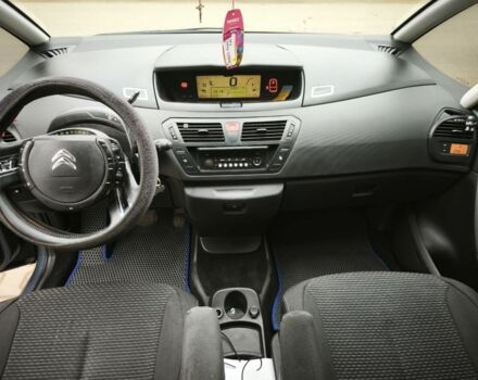 Синий Ситроен С4, объемом двигателя 1.6 л и пробегом 260 тыс. км за 6850 $, фото 6 на Automoto.ua