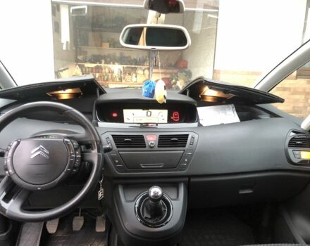 Синий Ситроен С4, объемом двигателя 1.6 л и пробегом 110 тыс. км за 8200 $, фото 8 на Automoto.ua