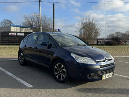 Синий Ситроен С4, объемом двигателя 1.6 л и пробегом 250 тыс. км за 5500 $, фото 1 на Automoto.ua