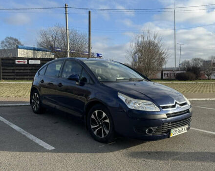 Синий Ситроен С4, объемом двигателя 1.6 л и пробегом 250 тыс. км за 5500 $, фото 1 на Automoto.ua