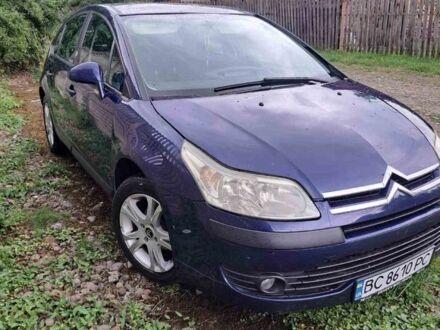 Синий Ситроен С4, объемом двигателя 1.6 л и пробегом 250 тыс. км за 4000 $, фото 1 на Automoto.ua
