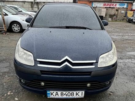 Синий Ситроен С4, объемом двигателя 1.6 л и пробегом 376 тыс. км за 2600 $, фото 1 на Automoto.ua