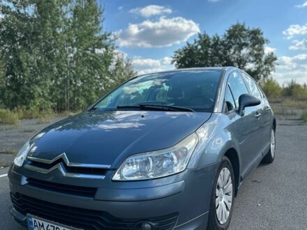 Синий Ситроен С4, объемом двигателя 1.6 л и пробегом 289 тыс. км за 4013 $, фото 1 на Automoto.ua