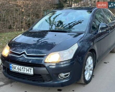 Синий Ситроен С4, объемом двигателя 1.6 л и пробегом 224 тыс. км за 4500 $, фото 1 на Automoto.ua