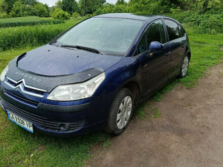 Синий Ситроен С4, объемом двигателя 1.59 л и пробегом 263 тыс. км за 4000 $, фото 1 на Automoto.ua