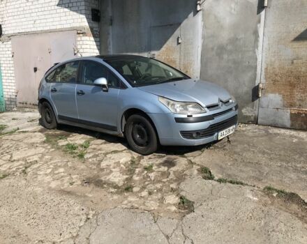 Синий Ситроен С4, объемом двигателя 1.6 л и пробегом 250 тыс. км за 1999 $, фото 1 на Automoto.ua