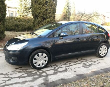 Синий Ситроен С4, объемом двигателя 1.6 л и пробегом 152 тыс. км за 5800 $, фото 1 на Automoto.ua