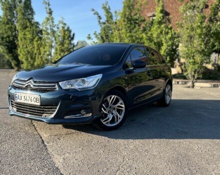 Синий Ситроен С4, объемом двигателя 1.6 л и пробегом 175 тыс. км за 8938 $, фото 1 на Automoto.ua