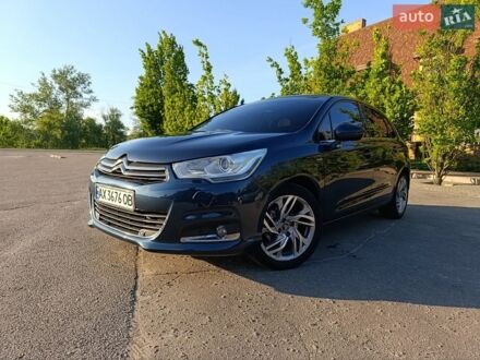 Синий Ситроен С4, объемом двигателя 1.6 л и пробегом 175 тыс. км за 9000 $, фото 1 на Automoto.ua