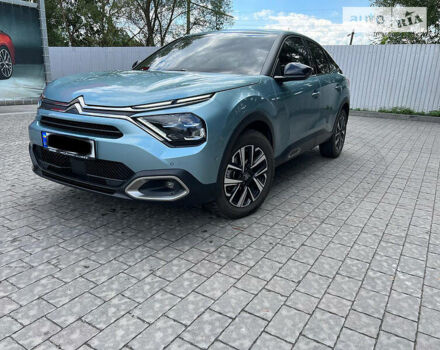 Синий Ситроен С4, объемом двигателя 1.2 л и пробегом 25 тыс. км за 21900 $, фото 1 на Automoto.ua