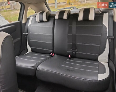 Зелений Сітроен С4, об'ємом двигуна 1.6 л та пробігом 182 тис. км за 4200 $, фото 9 на Automoto.ua