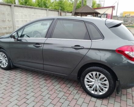 Зеленый Ситроен С4, объемом двигателя 1.6 л и пробегом 250 тыс. км за 7700 $, фото 10 на Automoto.ua