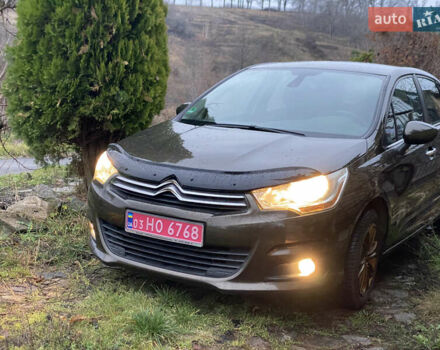 Зелений Сітроен С4, об'ємом двигуна 1.6 л та пробігом 167 тис. км за 9300 $, фото 5 на Automoto.ua