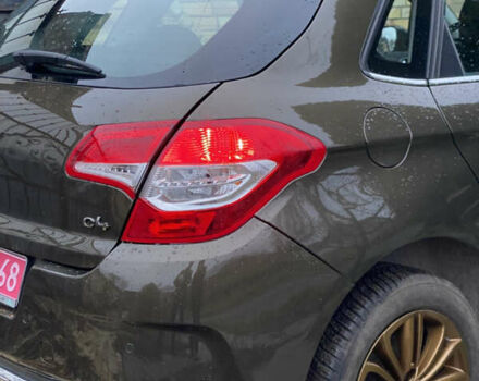 Зелений Сітроен С4, об'ємом двигуна 1.6 л та пробігом 167 тис. км за 9300 $, фото 8 на Automoto.ua