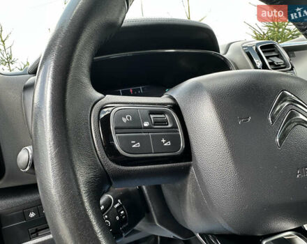 Белый Ситроен C5 Aircross, объемом двигателя 2 л и пробегом 220 тыс. км за 19450 $, фото 64 на Automoto.ua