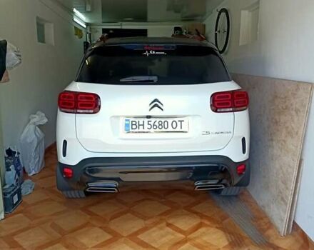 Белый Ситроен C5 Aircross, объемом двигателя 2 л и пробегом 105 тыс. км за 24500 $, фото 1 на Automoto.ua