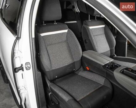 Білий Сітроен C5 Aircross, об'ємом двигуна 2 л та пробігом 107 тис. км за 19999 $, фото 22 на Automoto.ua