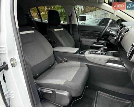 Белый Ситроен C5 Aircross, объемом двигателя 1.5 л и пробегом 195 тыс. км за 18800 $, фото 11 на Automoto.ua