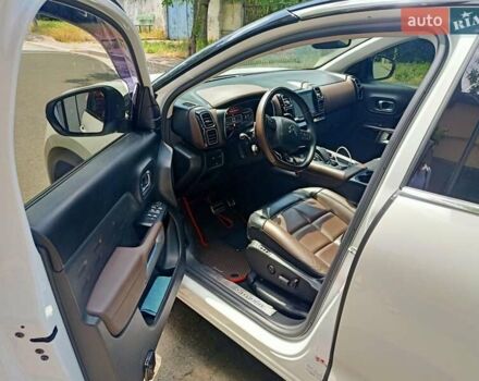 Белый Ситроен C5 Aircross, объемом двигателя 2 л и пробегом 105 тыс. км за 24500 $, фото 6 на Automoto.ua
