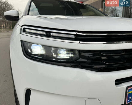 Белый Ситроен C5 Aircross, объемом двигателя 2 л и пробегом 145 тыс. км за 18999 $, фото 44 на Automoto.ua