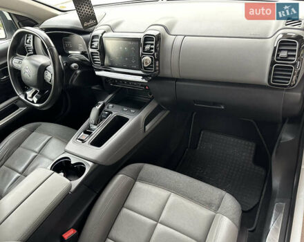 Белый Ситроен C5 Aircross, объемом двигателя 2 л и пробегом 145 тыс. км за 18999 $, фото 63 на Automoto.ua