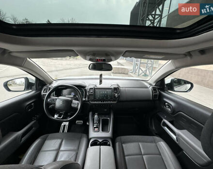 Белый Ситроен C5 Aircross, объемом двигателя 2 л и пробегом 145 тыс. км за 18999 $, фото 61 на Automoto.ua