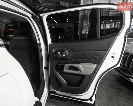 Білий Сітроен C5 Aircross, об'ємом двигуна 2 л та пробігом 107 тис. км за 19999 $, фото 24 на Automoto.ua