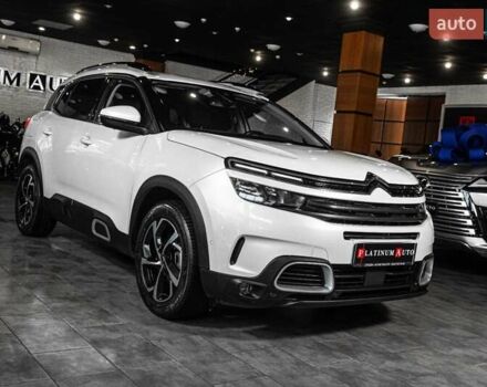 Ситроен C5 Aircross 2019 в Одессе на Automoto.ua Белый Ситроен C5 Aircross, объемом двигателя 2 л и пробегом 107 тыс. км за 19900 $, фото 11 на Automoto.ua