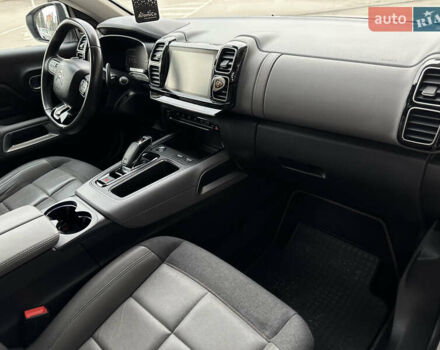 Белый Ситроен C5 Aircross, объемом двигателя 2 л и пробегом 145 тыс. км за 18999 $, фото 96 на Automoto.ua