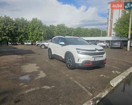 Белый Ситроен C5 Aircross, объемом двигателя 2 л и пробегом 270 тыс. км за 22700 $, фото 2 на Automoto.ua
