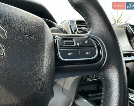 Белый Ситроен C5 Aircross, объемом двигателя 2 л и пробегом 220 тыс. км за 19450 $, фото 63 на Automoto.ua