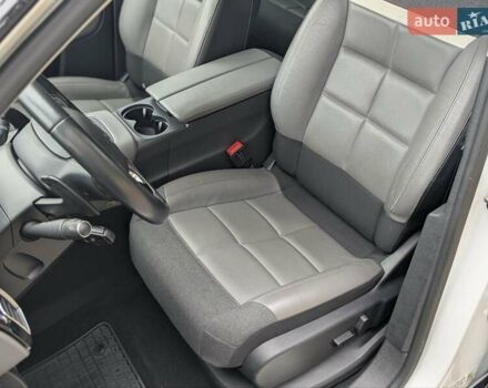 Белый Ситроен C5 Aircross, объемом двигателя 2 л и пробегом 165 тыс. км за 19300 $, фото 24 на Automoto.ua