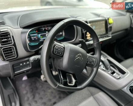Белый Ситроен C5 Aircross, объемом двигателя 2 л и пробегом 151 тыс. км за 23100 $, фото 24 на Automoto.ua
