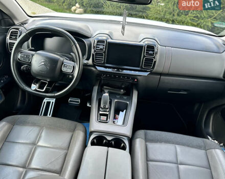 Белый Ситроен C5 Aircross, объемом двигателя 2 л и пробегом 220 тыс. км за 19450 $, фото 55 на Automoto.ua