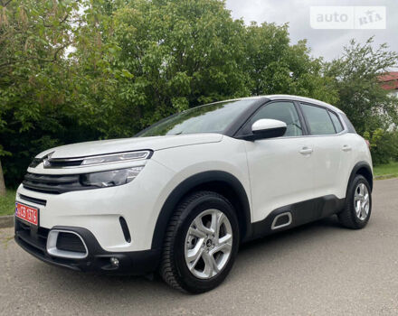 Белый Ситроен C5 Aircross, объемом двигателя 1.5 л и пробегом 179 тыс. км за 21850 $, фото 40 на Automoto.ua