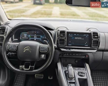 Белый Ситроен C5 Aircross, объемом двигателя 2 л и пробегом 165 тыс. км за 19300 $, фото 33 на Automoto.ua