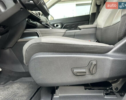 Белый Ситроен C5 Aircross, объемом двигателя 2 л и пробегом 145 тыс. км за 18999 $, фото 53 на Automoto.ua