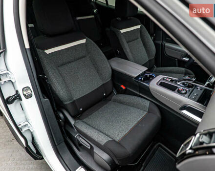 Белый Ситроен C5 Aircross, объемом двигателя 2 л и пробегом 187 тыс. км за 20345 $, фото 17 на Automoto.ua
