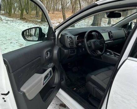 Білий Сітроен C5 Aircross, об'ємом двигуна 1.5 л та пробігом 125 тис. км за 21500 $, фото 5 на Automoto.ua