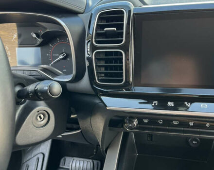 Белый Ситроен C5 Aircross, объемом двигателя 1.5 л и пробегом 184 тыс. км за 21500 $, фото 27 на Automoto.ua