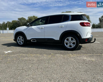 Белый Ситроен C5 Aircross, объемом двигателя 1.5 л и пробегом 184 тыс. км за 21500 $, фото 10 на Automoto.ua